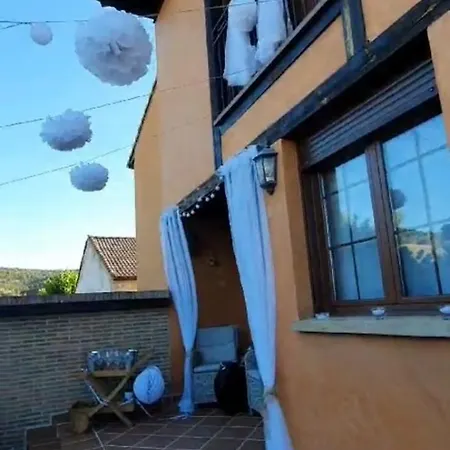 Entrada Rio Lobos 公寓