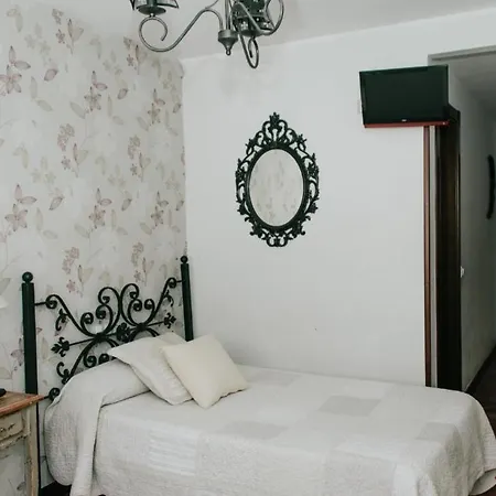 Apartment Entrada Rio Lobos Hontoria del Pinar