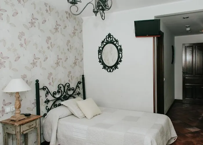 アパート Entrada Rio Lobos Hontoria del Pinar